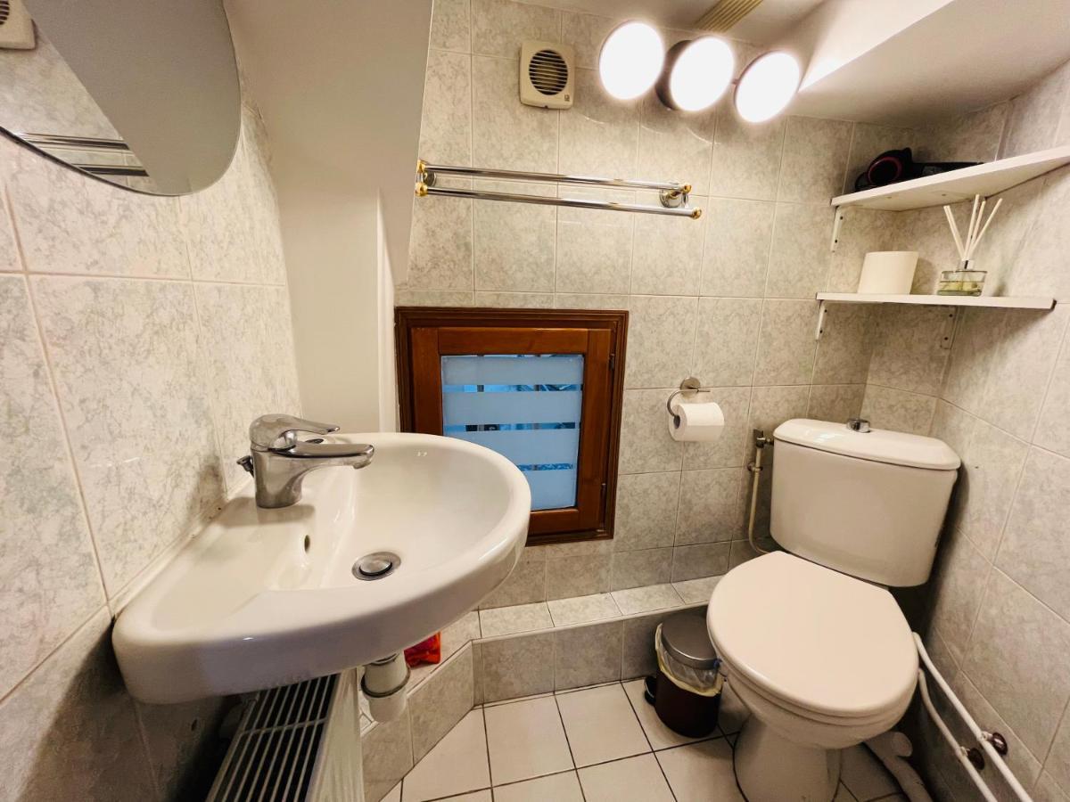 Dream Dwell Paris-Two-Bedroom Flat Near Pompidou Centre Exterior photo