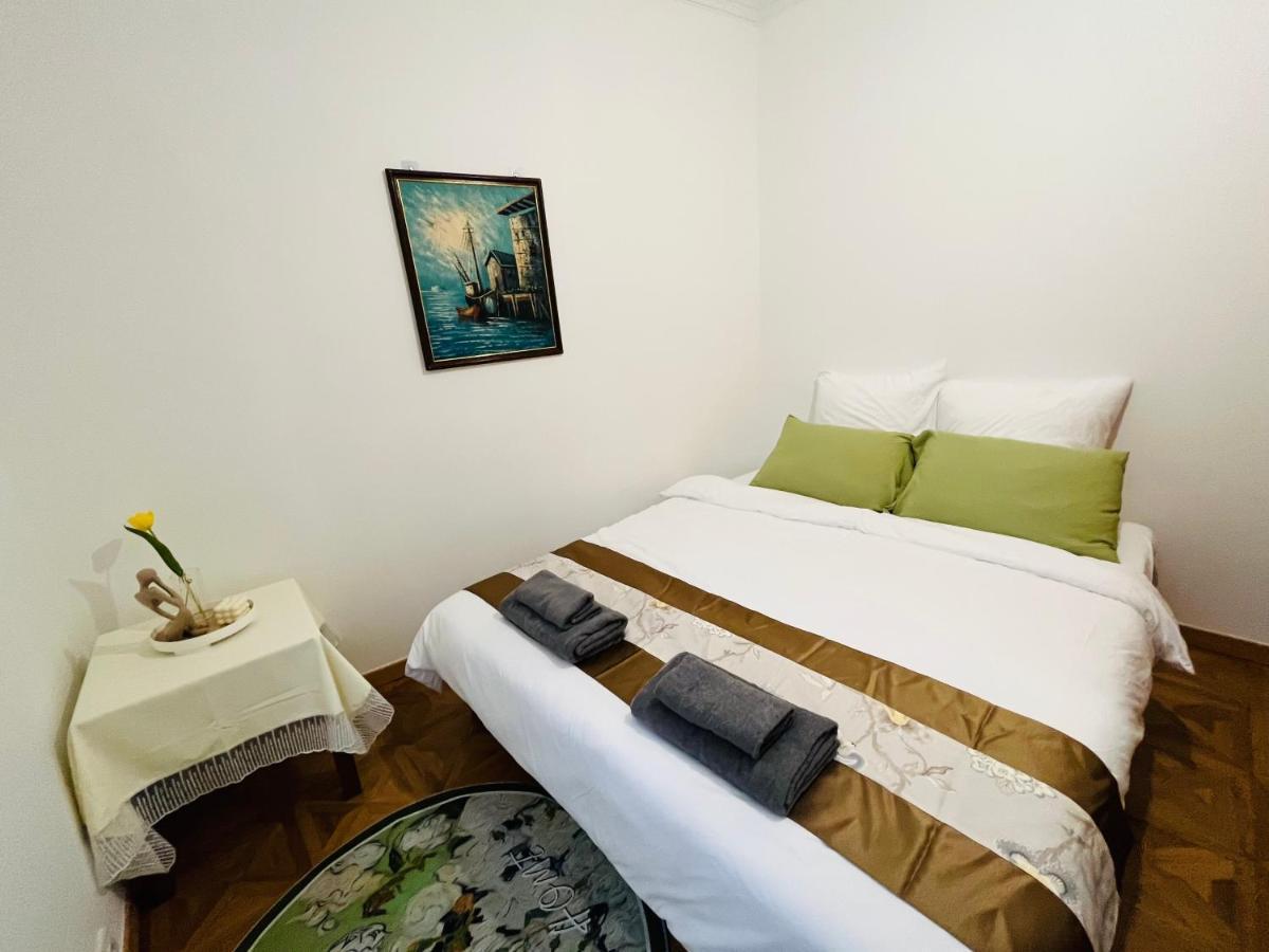 Dream Dwell Paris-Two-Bedroom Flat Near Pompidou Centre Exterior photo