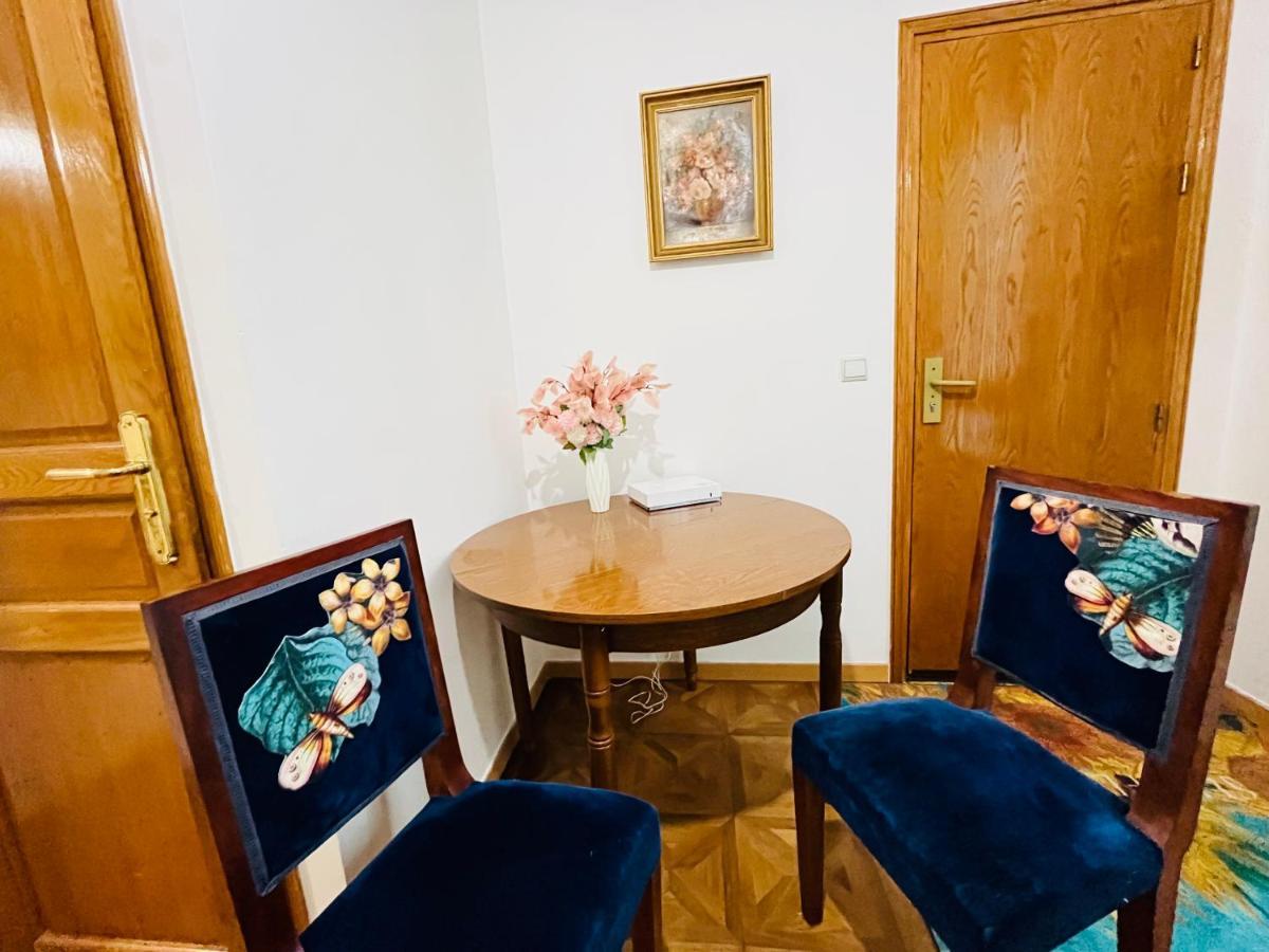 Dream Dwell Paris-Two-Bedroom Flat Near Pompidou Centre Exterior photo